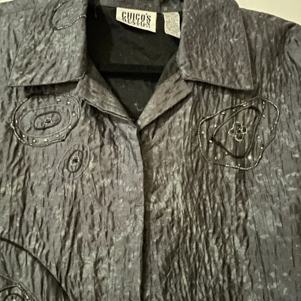 Chicos Design Silk Embroidered Beaded Jacket Size 2 Sz L Black Gray Evening Wear